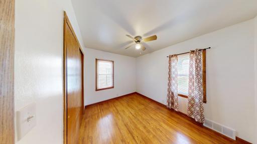 1223 James Avenue, Albert Lea, MN 56007