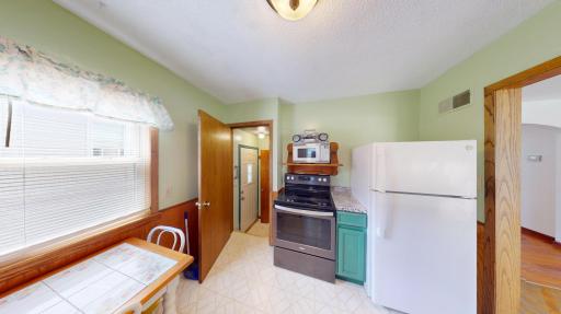 1223 James Avenue, Albert Lea, MN 56007