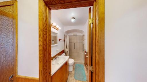 1223 James Avenue, Albert Lea, MN 56007