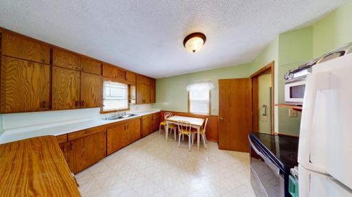 1223 James Avenue, Albert Lea, MN 56007