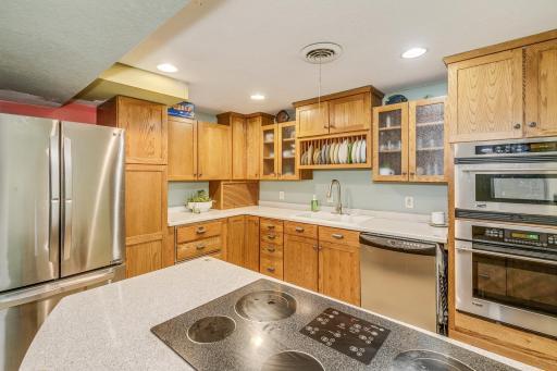 1646 Burke Avenue E, Saint Paul, MN 55109