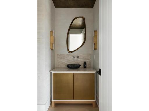 Interior photos are of a similar Swanson Homes build and are shown for inspiration; final design, features, and finishes may vary.