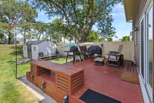 16550 Terrey Pine Drive, Eden Prairie, MN 55347