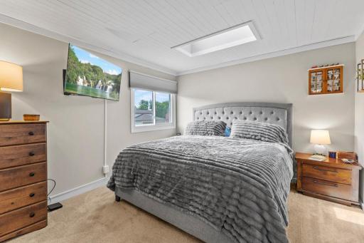 16550 Terrey Pine Drive, Eden Prairie, MN 55347