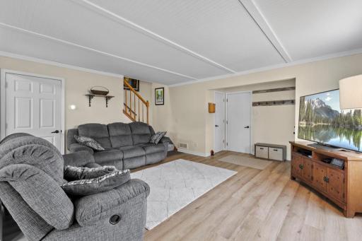 16550 Terrey Pine Drive, Eden Prairie, MN 55347