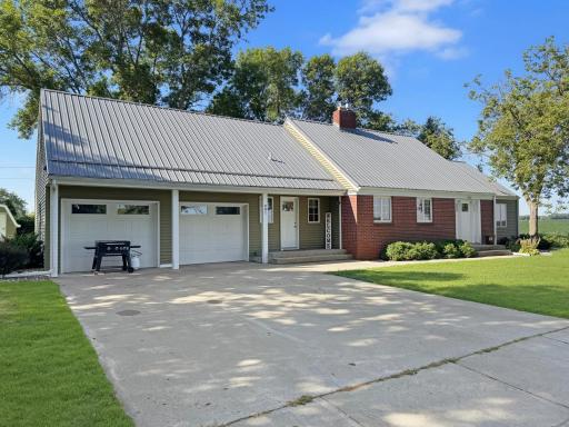 901 Clarke Street, Walnut Grove, MN 56180