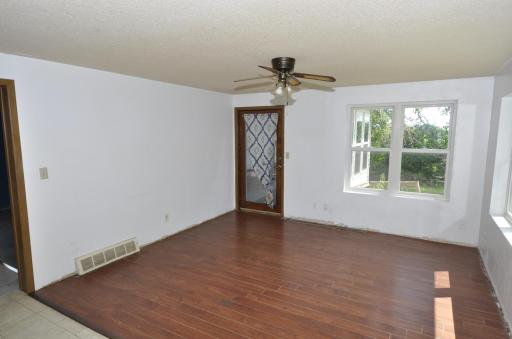 21906 590th Street, Mantorville, MN 55955