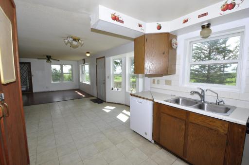 21906 590th Street, Mantorville, MN 55955