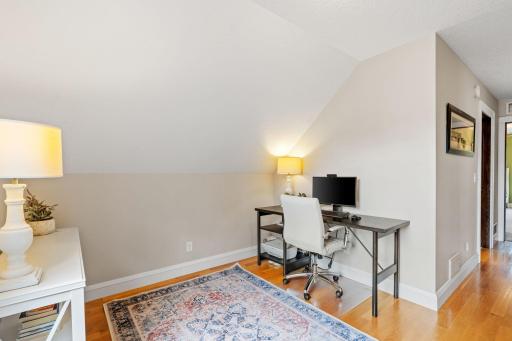 1650 Bayard Avenue, Saint Paul, MN 55116
