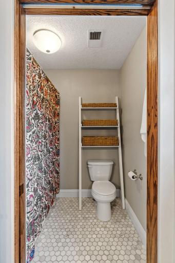 1650 Bayard Avenue, Saint Paul, MN 55116