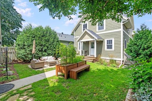 1650 Bayard Avenue, Saint Paul, MN 55116
