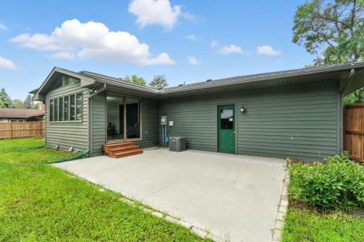 1010 Shady Oak Drive, North Mankato, MN 56003