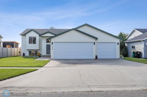 3834 12th Street W, West Fargo, ND 58078