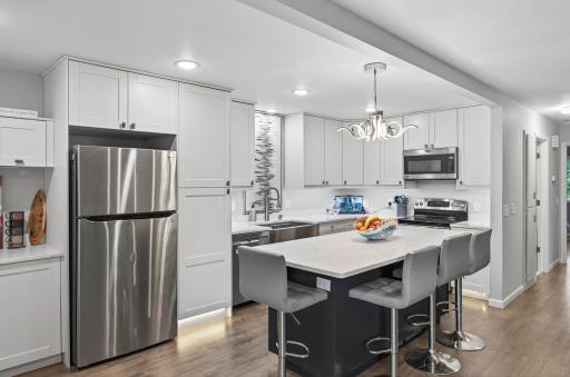 7073 Unity Avenue N, Minneapolis, MN 55429
