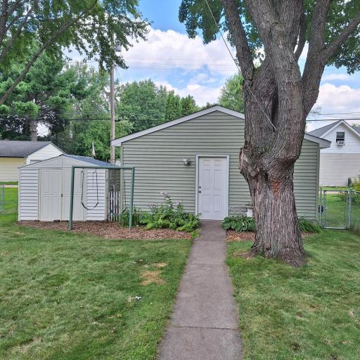 141 6th Street N, Bayport, MN 55003