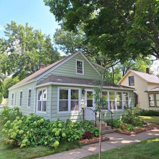 141 6th Street N, Bayport, MN 55003