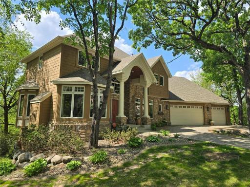 11338 Hawk High Court, Eden Prairie, MN 55347