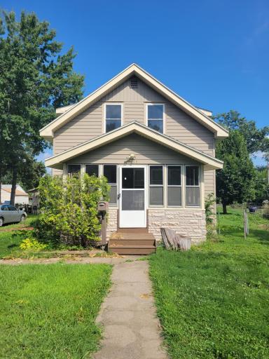 4026 Xenia Avenue N, Minneapolis, MN 55422