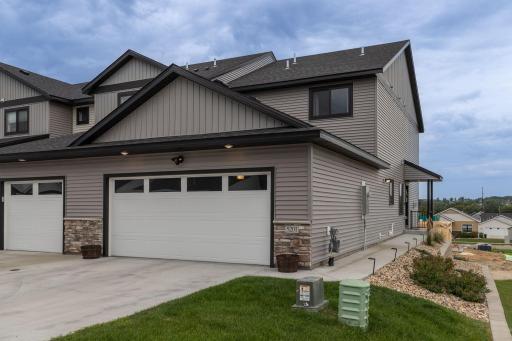5201 Harvest Square Place NW, Rochester, MN 55901