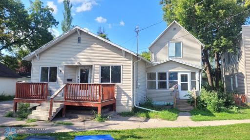9 6th Avenue N, Fargo, ND 58102