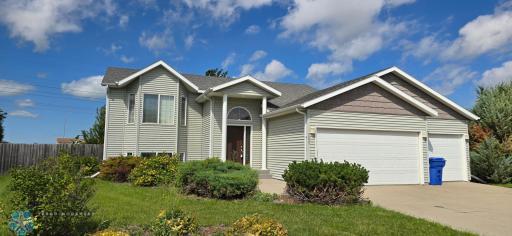 3505 Lincoln Street S, Fargo, ND 58104
