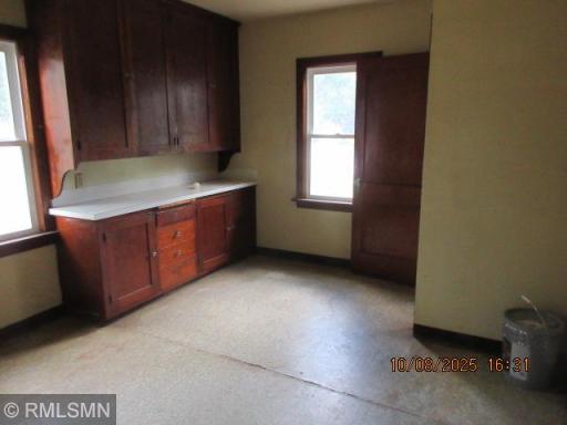 12 6th Avenue SE, Fairfax, MN 55332