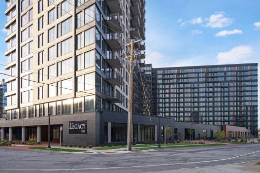 1240 S 2nd Street, 1428, Minneapolis, MN 55415