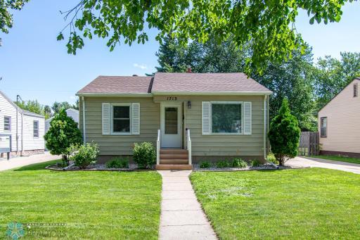 1713 3rd Street N, Fargo, ND 58102