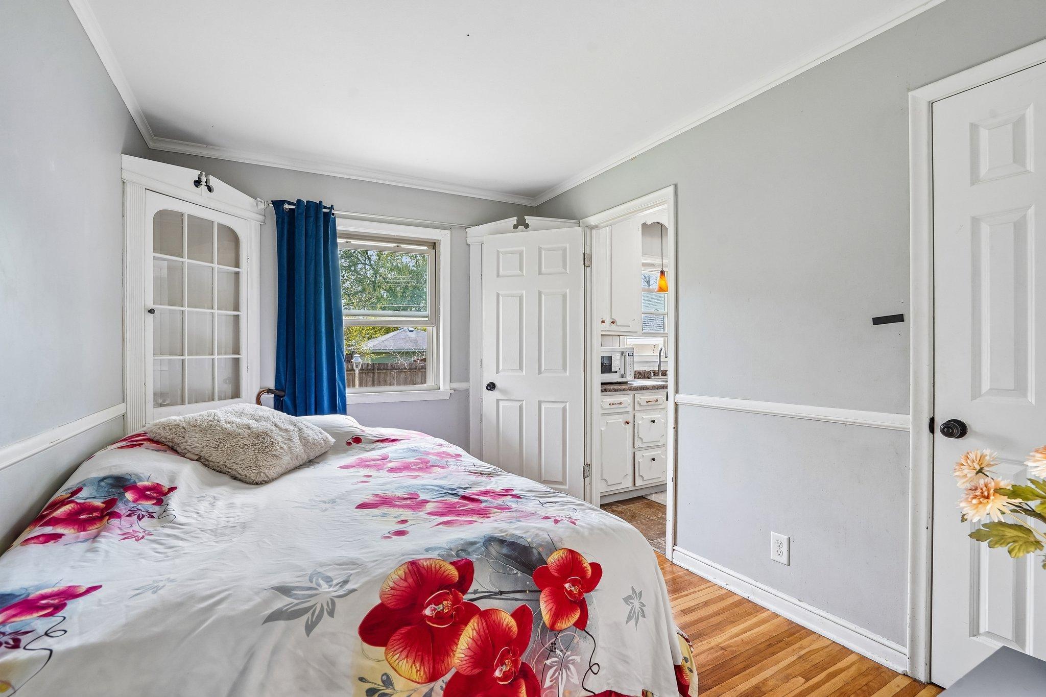4th Bdrm or office