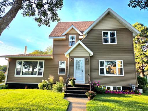 306 Lincoln Avenue NW, Twin Valley, MN 56584