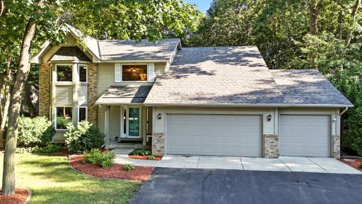 5547 Dufferin Drive, Savage, MN 55378