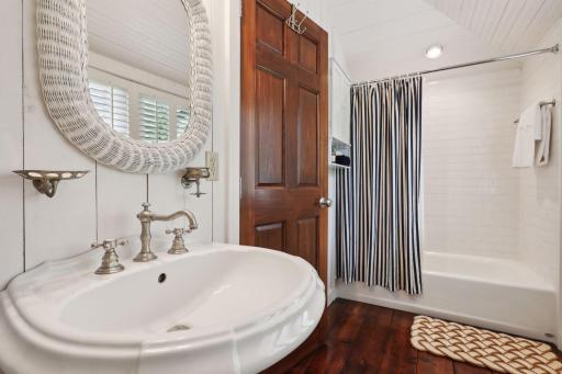 4940 Meadville Street - Guest House Full Bath.jpg