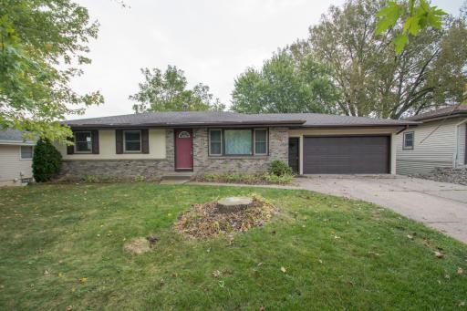 631 17th Avenue NW, New Brighton, MN 55112