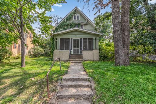 806 6th Avenue S, Saint Cloud, MN 56301