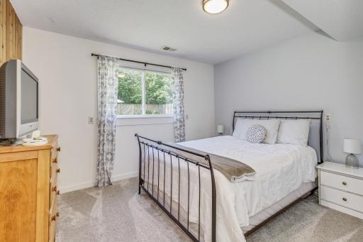 17016 Chisholm Street NE, Ham Lake, MN 55304