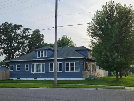 301 W Broadway, Little Falls, MN 56345