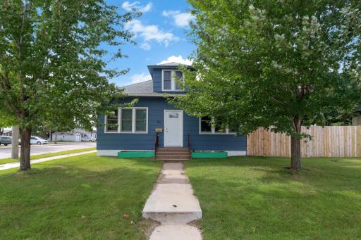 301 W Broadway, Little Falls, MN 56345