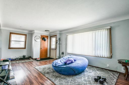 1127 9th Avenue S, South Saint Paul, MN 55075