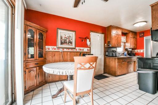 1127 9th Avenue S, South Saint Paul, MN 55075