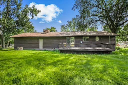 911 1st Street SE, Melrose, MN 56352