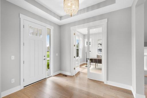24620 Bentgrass Way, Excelsior, MN 55331