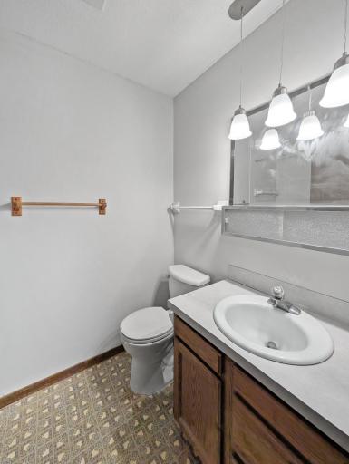4694 Lenore Lane, Eagan, MN 55122