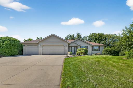 1009 Safari Way, Lake City, MN 55041