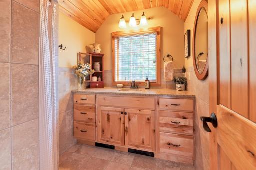 38411 N Sugar Lake Road, Cohasset, MN 55721
