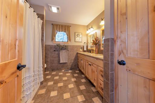 38411 N Sugar Lake Road, Cohasset, MN 55721