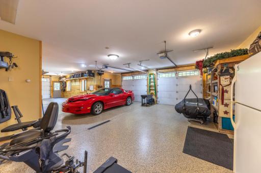 38411 N Sugar Lake Road, Cohasset, MN 55721