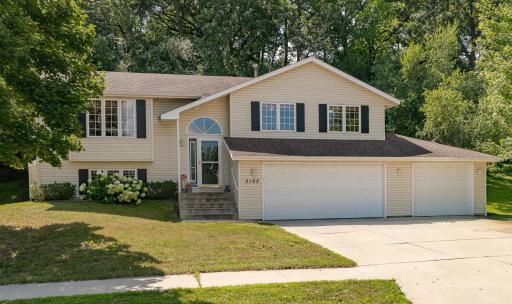 2162 Ponderosa Drive SW, Rochester, MN 55902