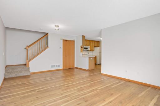685 Mariner Way, Saint Paul, MN 55129