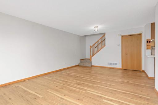 685 Mariner Way, Saint Paul, MN 55129