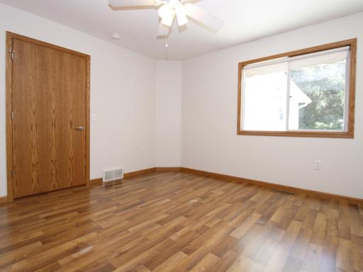 410 Lee Street, B, Durand, WI 54736